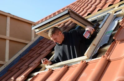 Pose de fenêtres de toit Velux à Prouilly